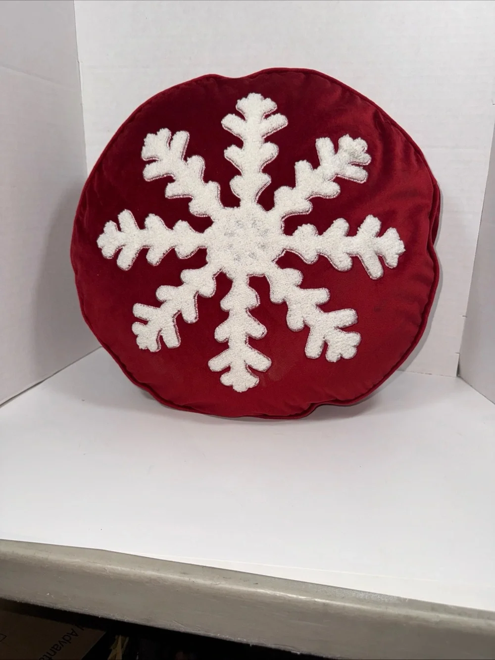 Festive Red Snowflake Round Holiday Pillow - Home Holiday